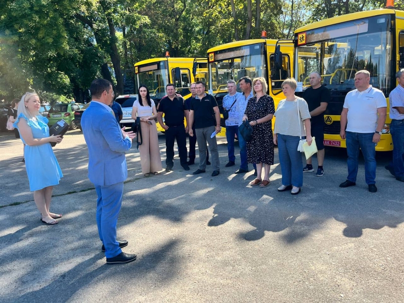 Виконуючий повноваження Подільського міського голови Олег Албанський